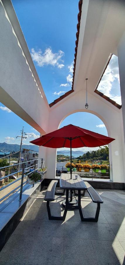 High-Quality House Ocean View Villa Tongyeong Exterior photo