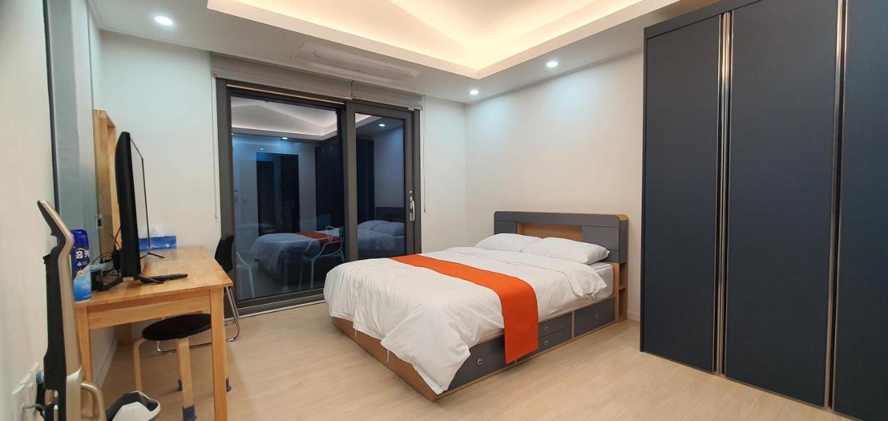 High-Quality House Ocean View Villa Tongyeong Exterior photo